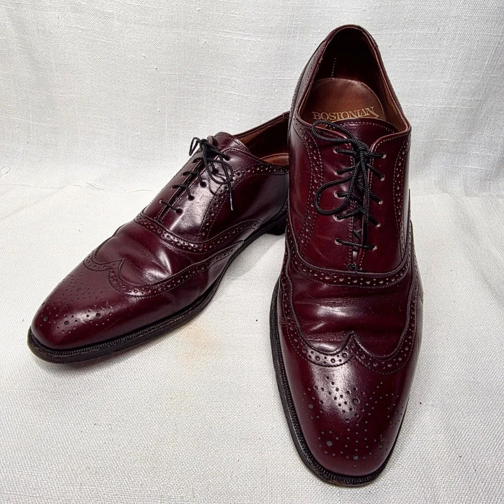 Bostonian Men's Merlot Leather Wingtip Lace-Up Oxfords